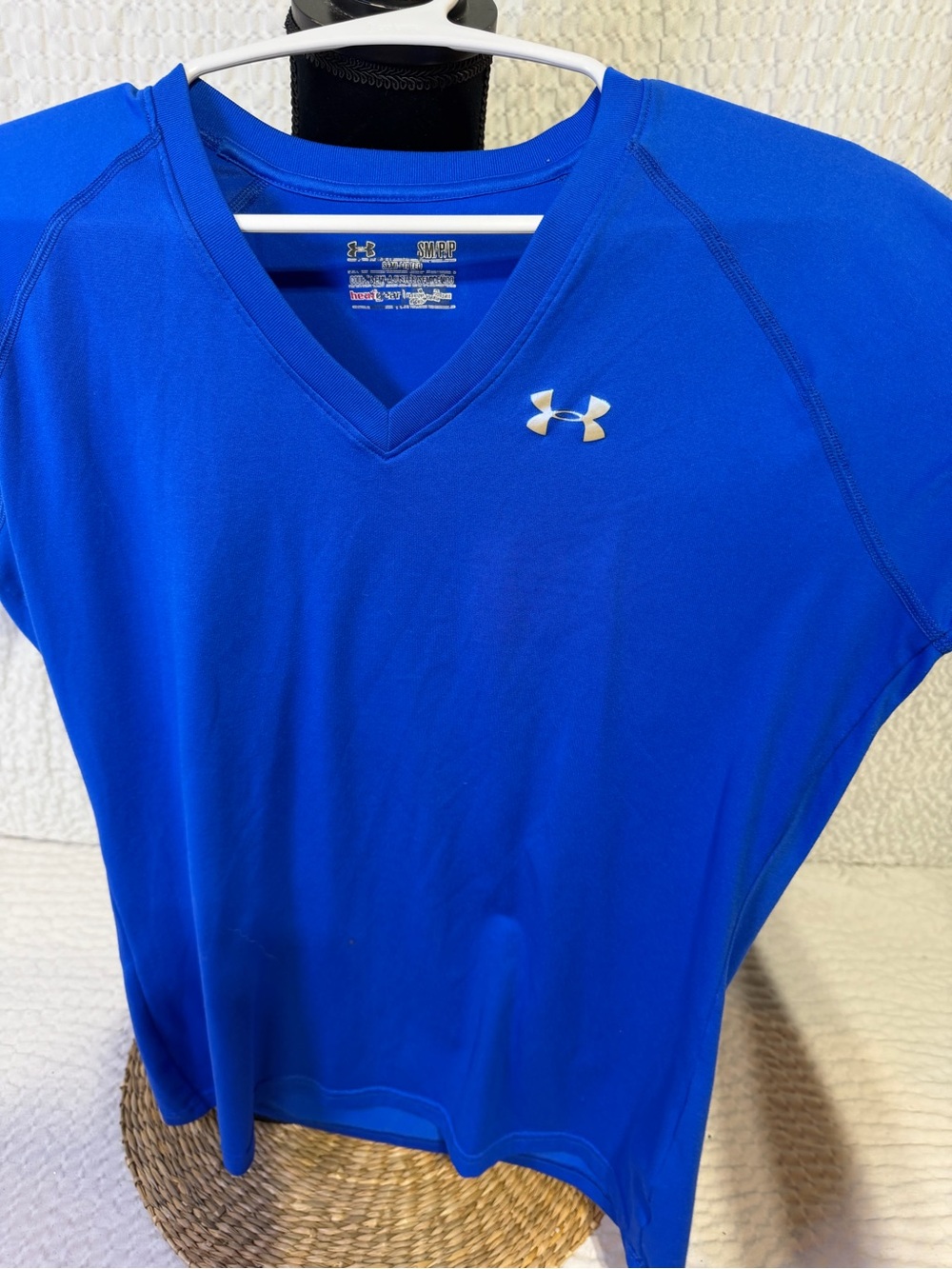 Under Armour Women's V-Neck Performance Tee — Royal Blue
